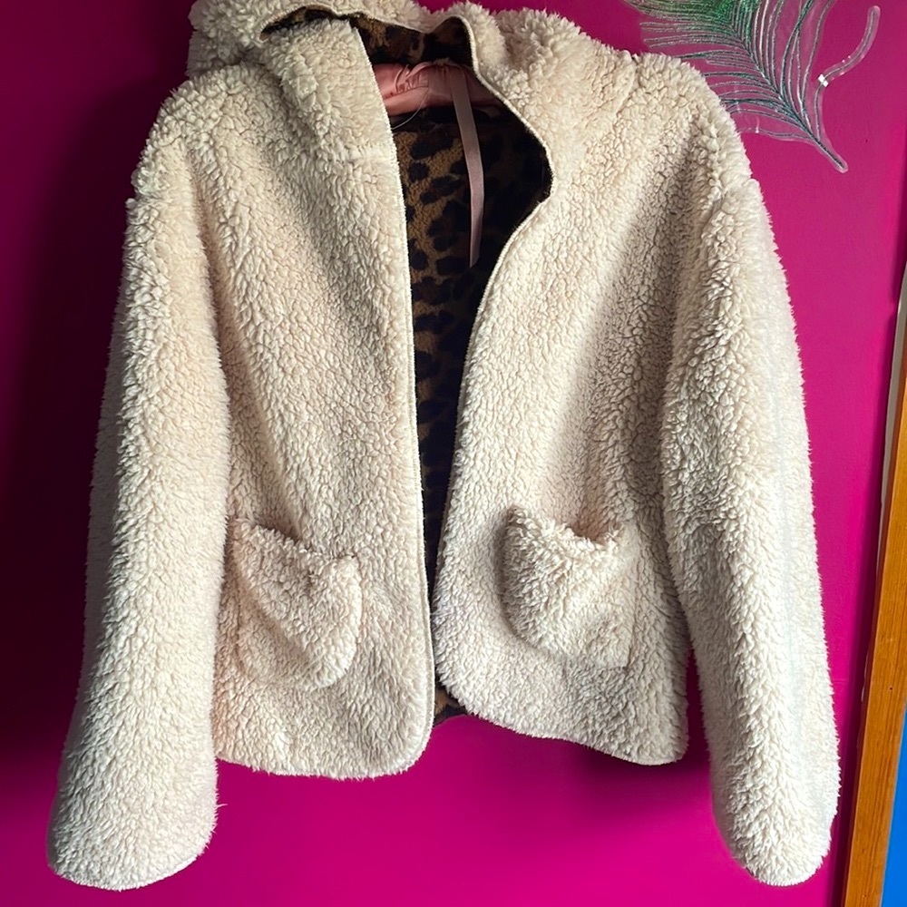 🐆Leopard Fleece Reversible Jacket🐆 - Picture 5 of 7